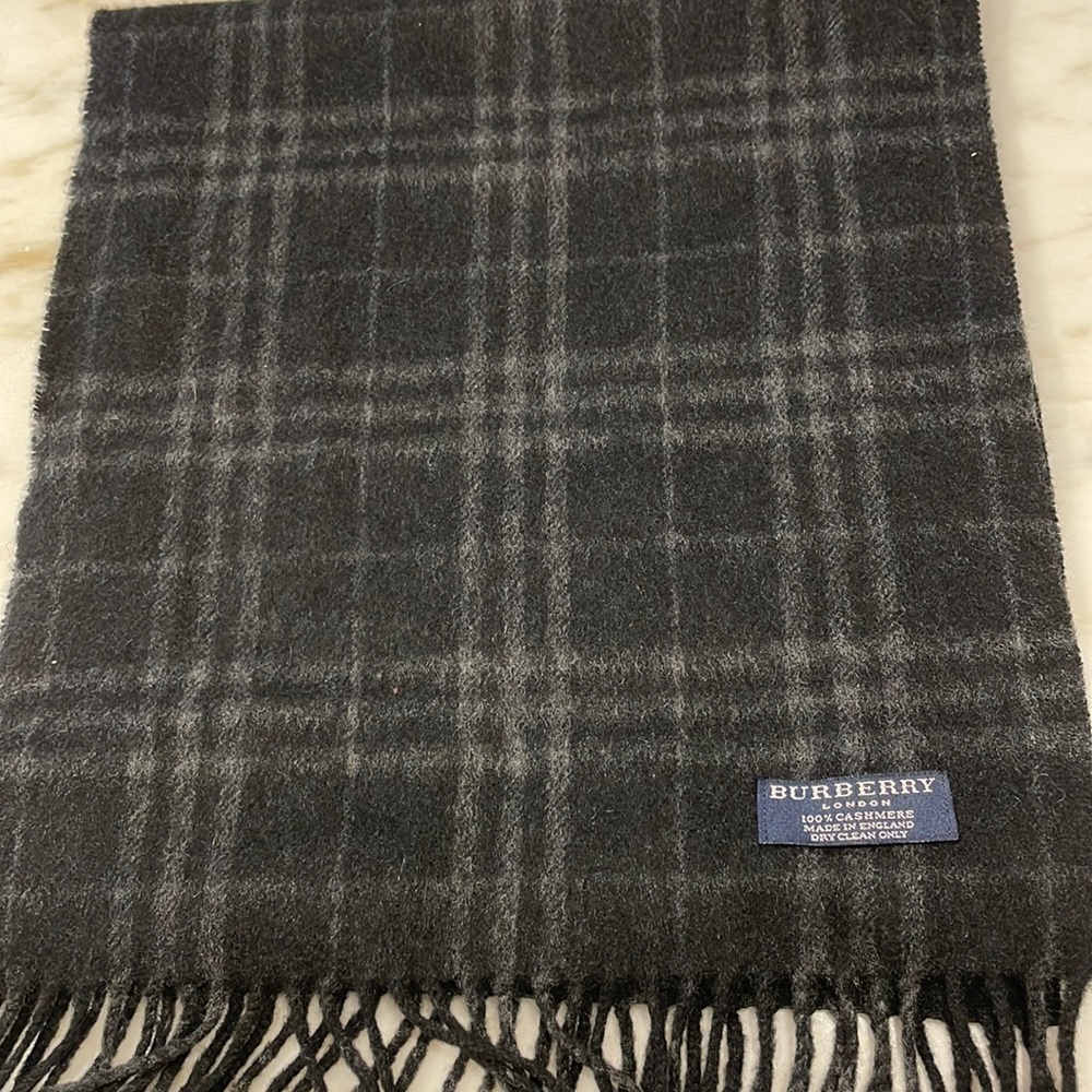 Burberry mens cashmere scarf black and grey plaid